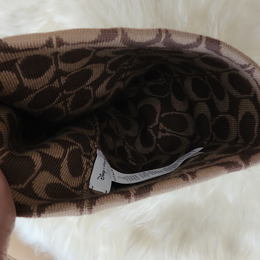 Adorable NWOT Coach X Disney Mickey Mouse Signature Wool Beanie 🤎🐭♥️🎁 - Picture 6 of 14